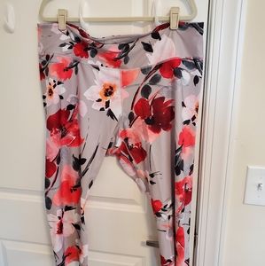 2 Fabletics Capris